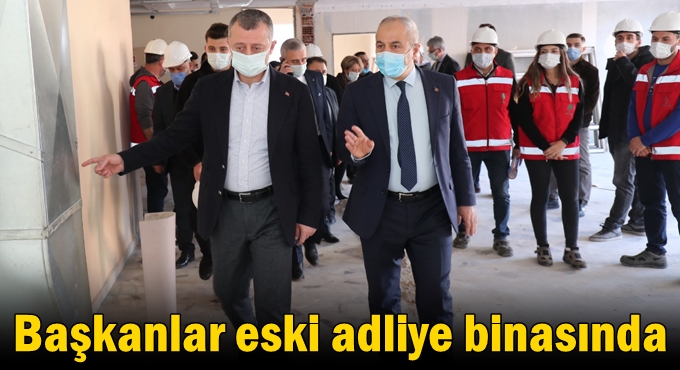 Başkanlar eski adliye binasında