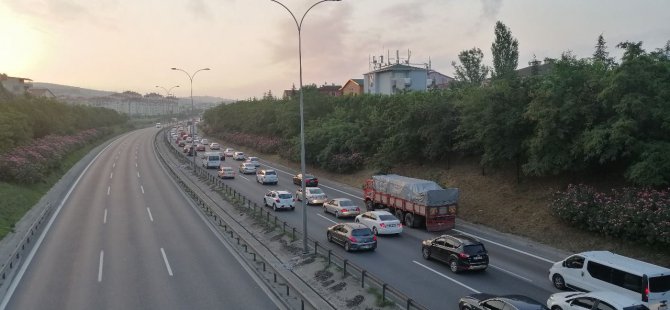 TEM'de bayram yoğunluğu erken başladı