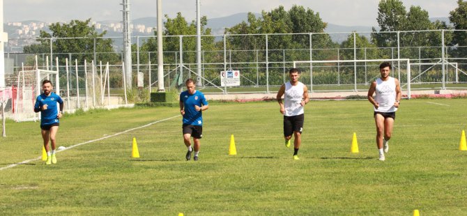 Kullar 1975 Spor futbolcuları SPORTAM ile performans testinden geçti