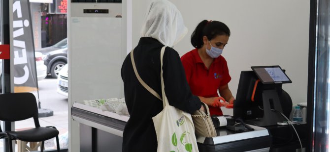 İzmit Belediyesi Çınar Halk Market’te satışlar başladı