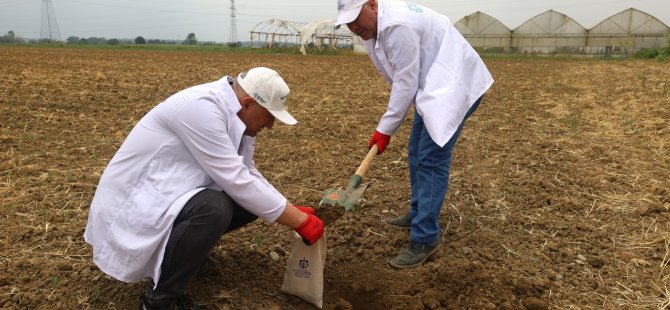 Büyükşehir’den çiftçilere ücretsiz toprak analizi