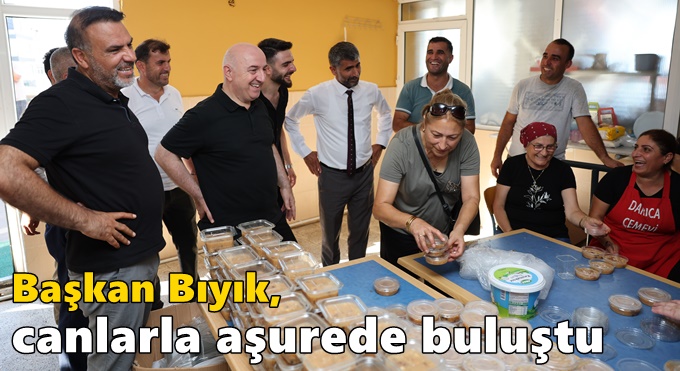 Başkan Bıyık, canlarla aşurede buluştu