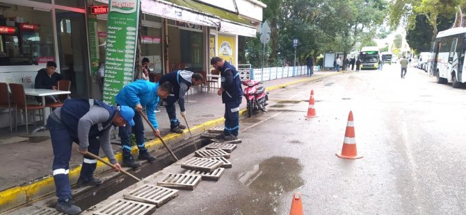 Ani yağışlara karşı mazgal ve menfez temizliği