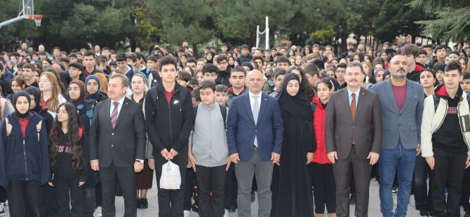 Başkan Söğüt, haftayı Körfezli öğrencilerle açtı