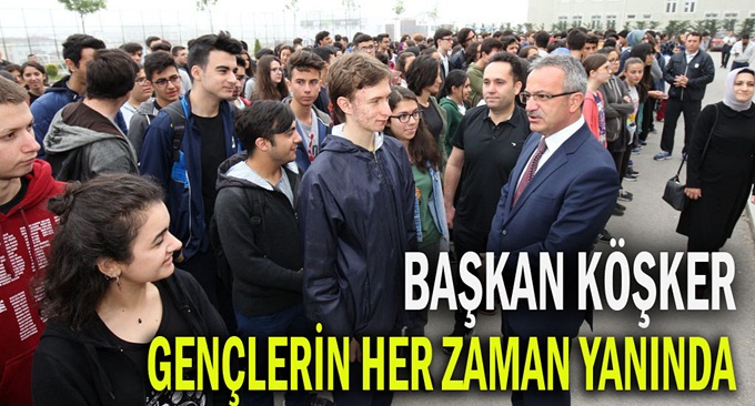 Başkan Köşker Gençlerin Her Zaman Yanında