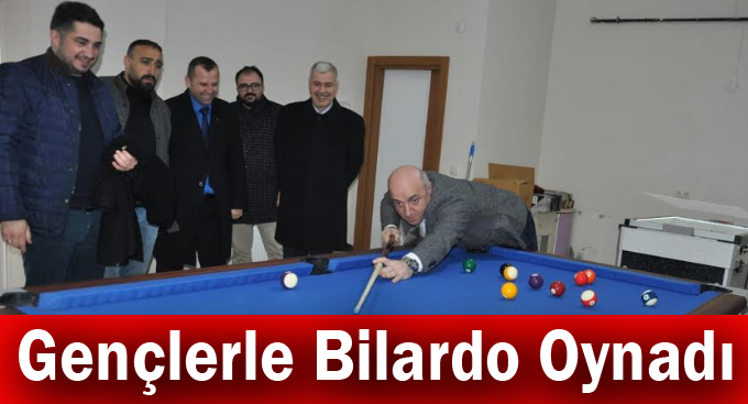 Bıyık, Gençlerle Bilardo Oynadı