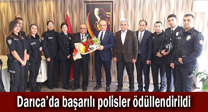 Darıca’da başarılı polisler ödüllendirildi