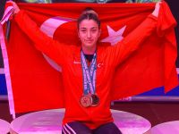 Berfin, Moskova’dan bronz ile döndü