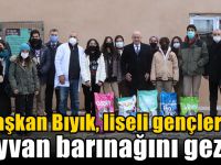 Başkan Bıyık, liseli gençlerle hayvan barınağını ziyaret etti