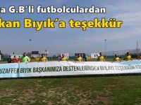 Darıca G.B’li futbolculardan Başkan Bıyık’a teşekkür