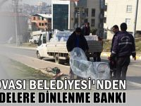 Dilovası Belediyesi’nden caddelere dinlenme bankları