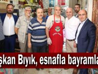 Başkan Bıyık, esnafla bayramlaştı