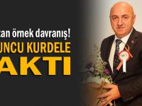 Bıyık turuncu kurdele taktı!