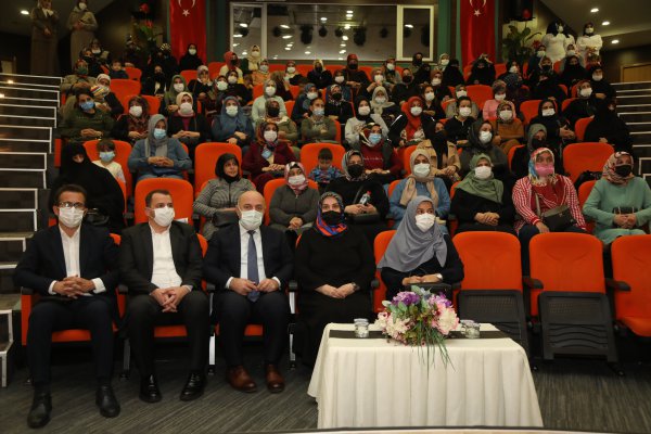 darica’da-anne-okulu-projesi-basladi-(1).jpg