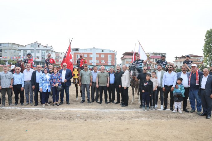 darica’da-ata-sporu-cirit-gosterisi-yapildi-(7).jpg