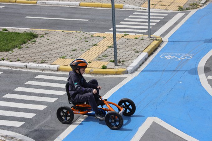 darica’da-cocuklara-uygulamali-trafik-egitimi-(2).jpg