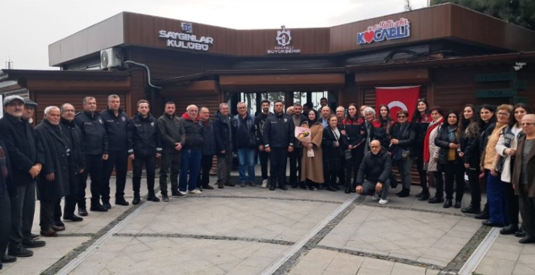 İzmit’te Emniyetten Yaşlılara Dolandırıcılık Uyarısı!