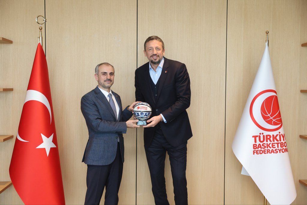 Çayırova’dan TBF Başkanı Türkoğlu’na Ziyaret!
