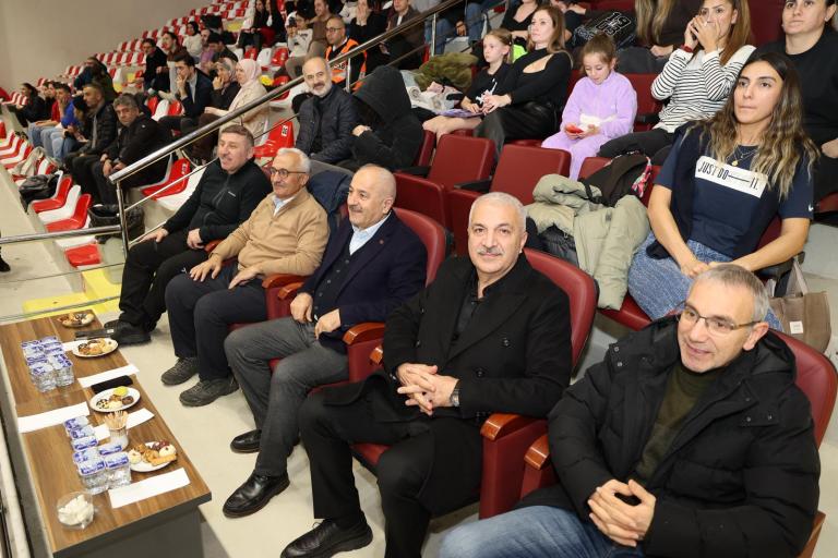 Gebze Belediyesi Spor Kulübü’nden Kritik Galibiyet!