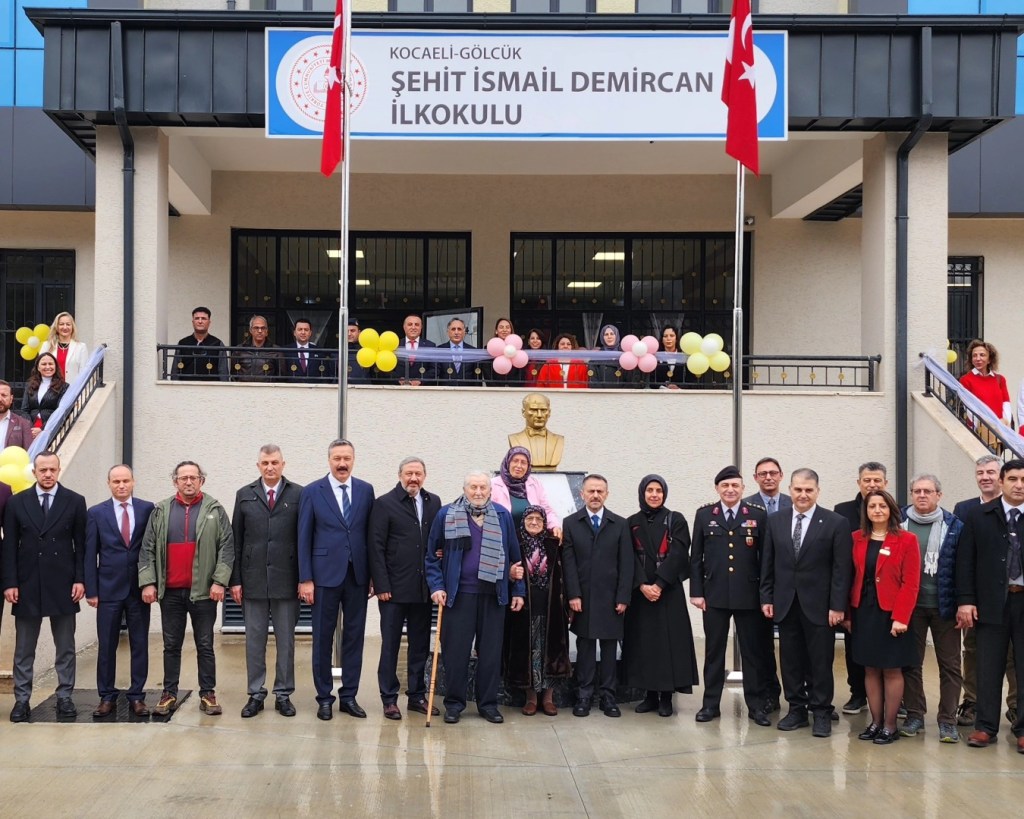 Gölcük Hükümet Konağı Hizmete Açıldı!