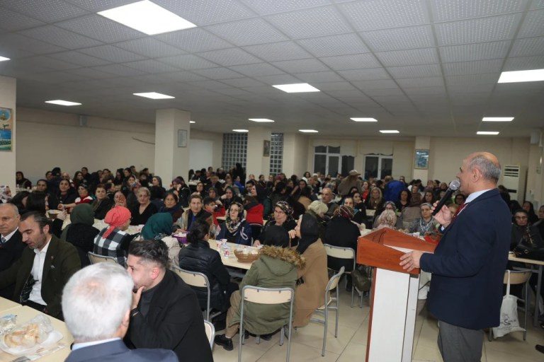 Körfez Cemevi’nde Hızır Lokması Paylaşıldı!