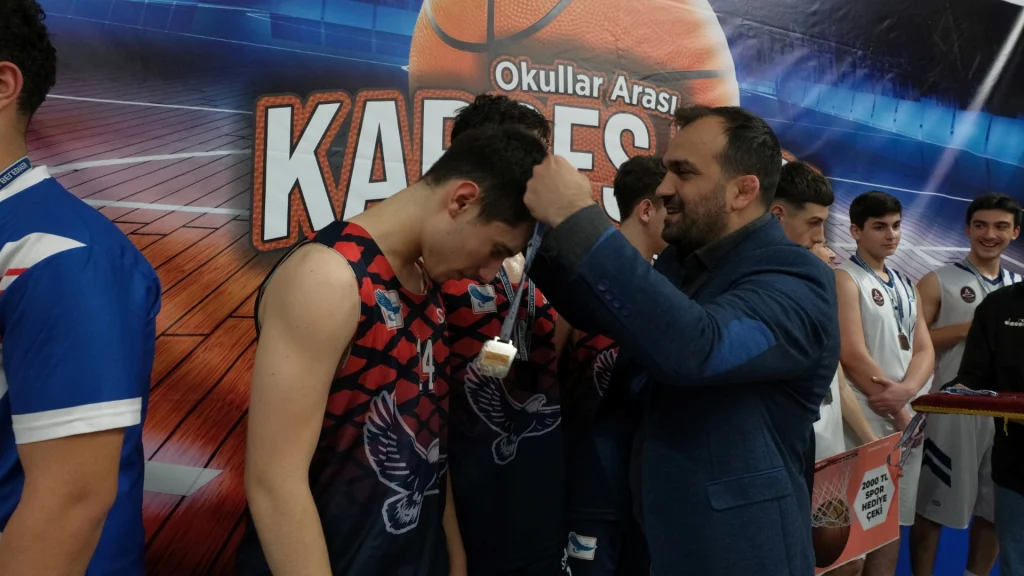 Kocaeli’de Kardeş Pası Basketbol Şöleni