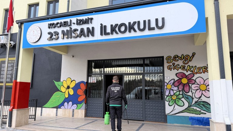 Kocaeli’de 689 Okul Tatilde İlaçlandı!
