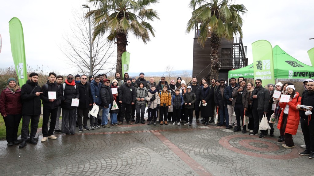 İzmit’te Flamingo Şenliği Renkli Görüntülerle Sonuçlandı!