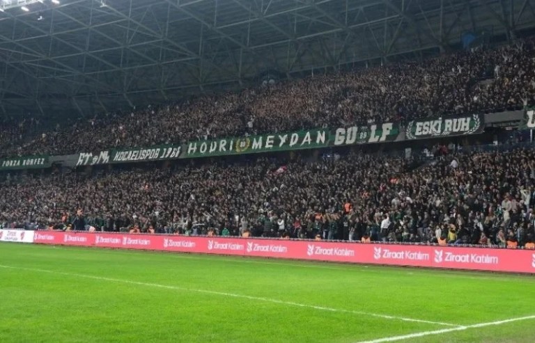 Kocaelispor’dan Beşiktaş Maçına Özel Koreografi