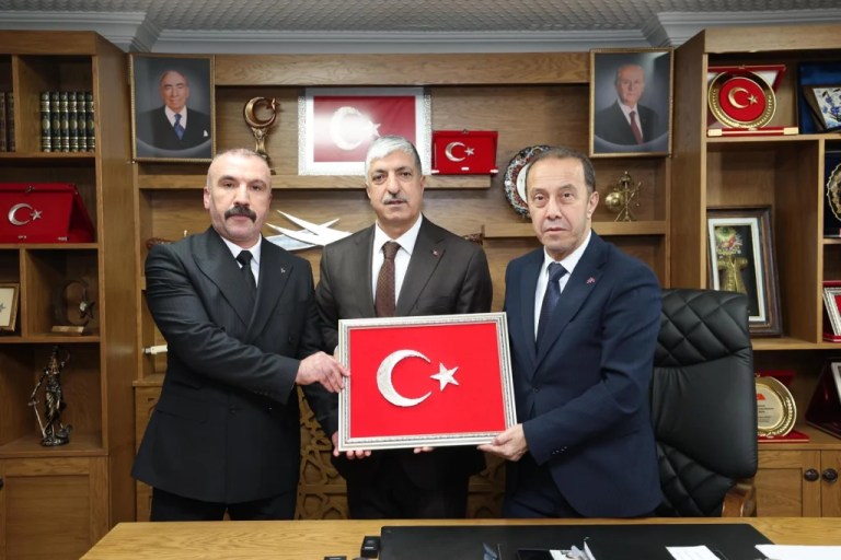 MHP Dilovası heyetinden İl Başkanı Akın’a ziyaret