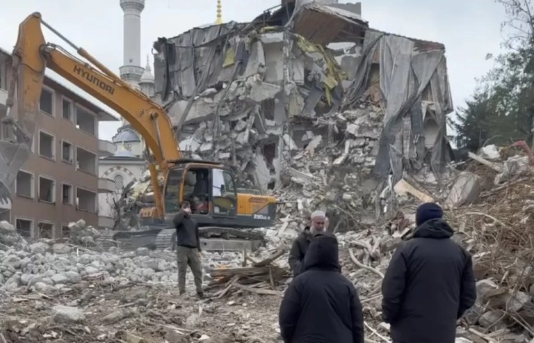 Güngören’de Güvenlik İhmali: Başkan Demir’den Sert Tepki!
