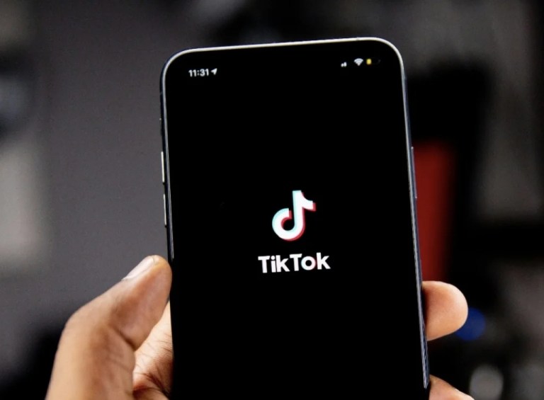 AB’den TikTok’a ‘Sonsuz Kaydırma’ Yasağı Talebi!