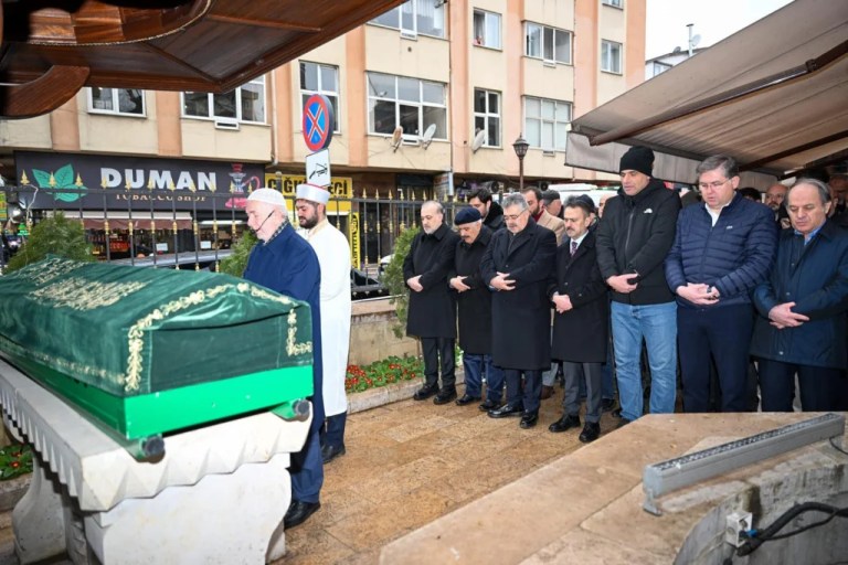 Kartepe Belediye Başkanı Kocaman’ın acı günü