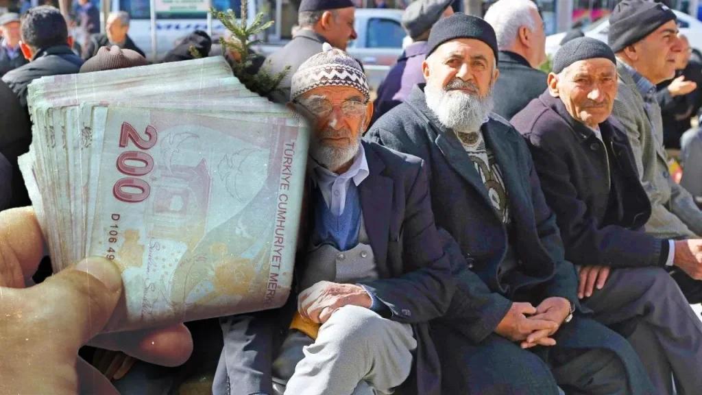 Emekli bayram ikramiyesi 4.000 TL olarak kaldı