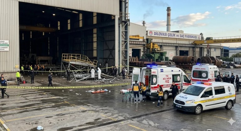 Dilovası’nda fabrikada facia: 2 işçi yaşamını yitirdi!