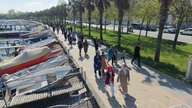 Başiskeleli Kadınlar Sağlıklı Yaşam İçin Yürüdü