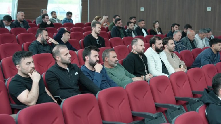 Başiskele’de inşaat firmaları çevre güvenliği için buluştu
