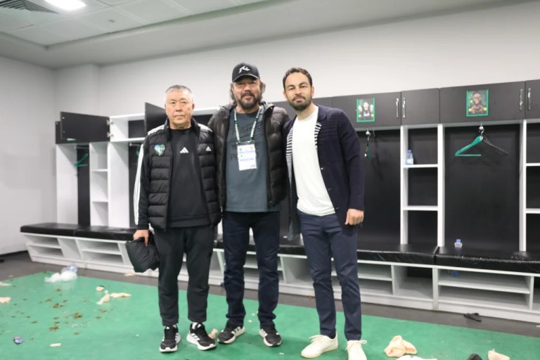 Engin Benli, Kocaelispor oyunu için soyunma odasında