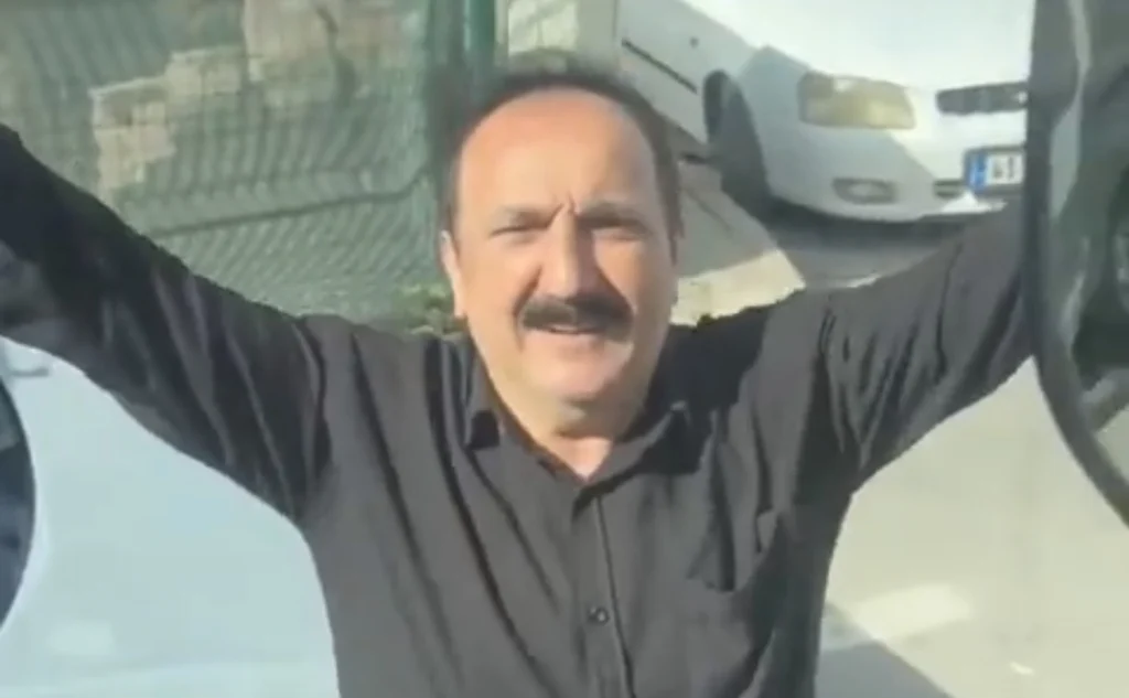 Trafik kavgası dansla bitti