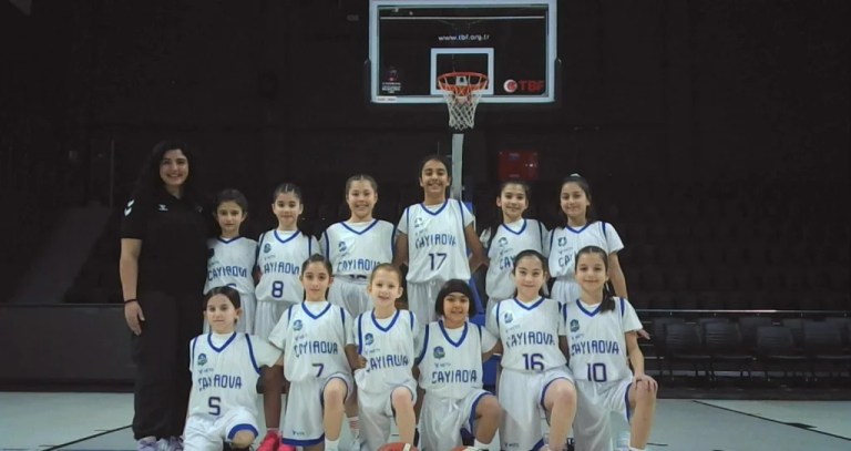 Çayırova’nın minik potacılarından şampiyonluk