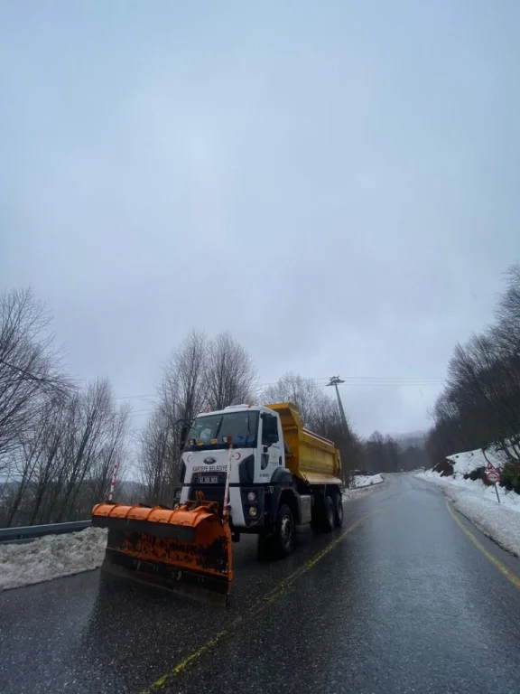 Kartepe’de Mayıs’ta kar manzaraları
