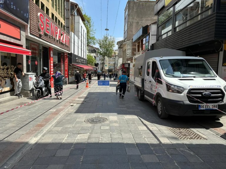 Eskiçarşı’da parke taşları yenilendi