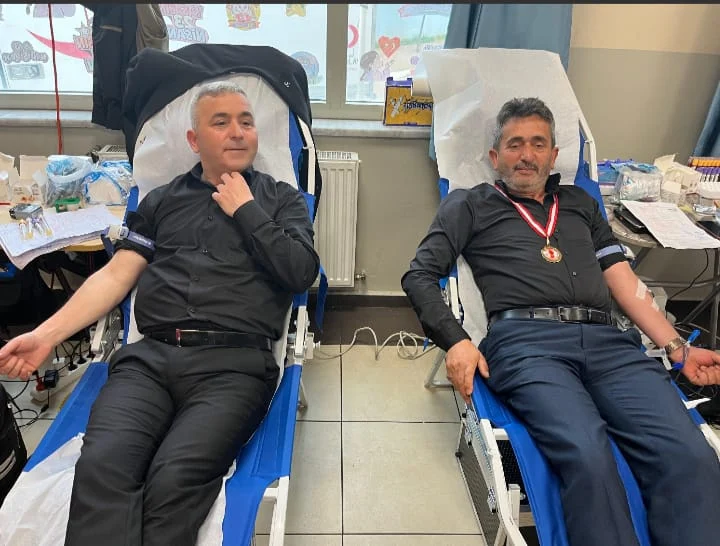 Dilovası’nda Kızılay’a anlamlı kan bağışı desteği