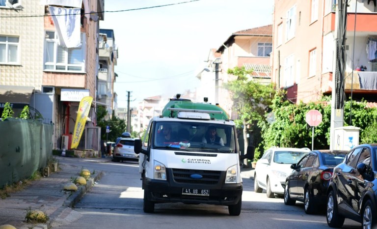 Çayırova’da vektör mücadelesi devam ediyor