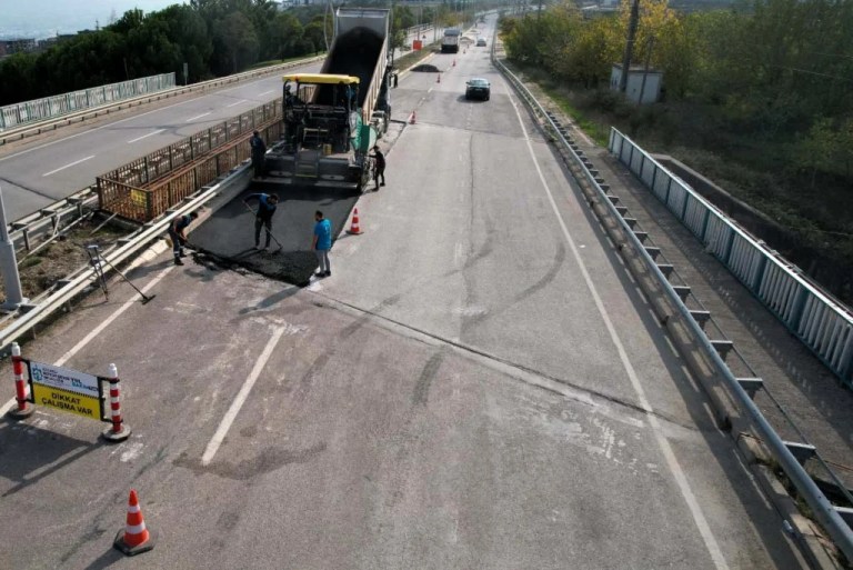 Büyükşehir 56,5 kilometrelik yolu onaracak