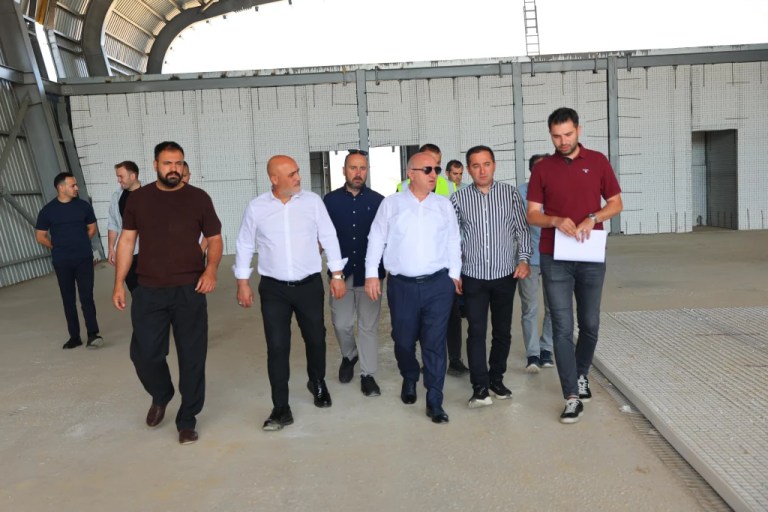 Darıca’da yeni spor kompleksi hızla yükseliyor