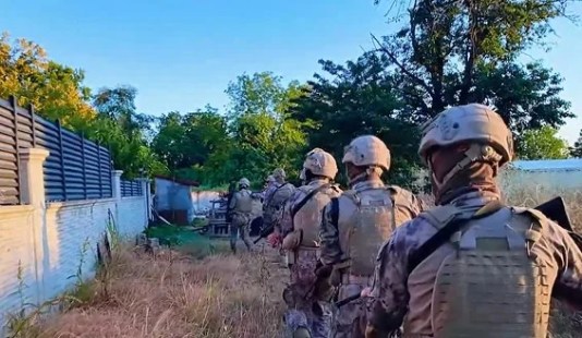 Kocaeli’de FETÖ’nün eğitim yapılanmasına darbe!