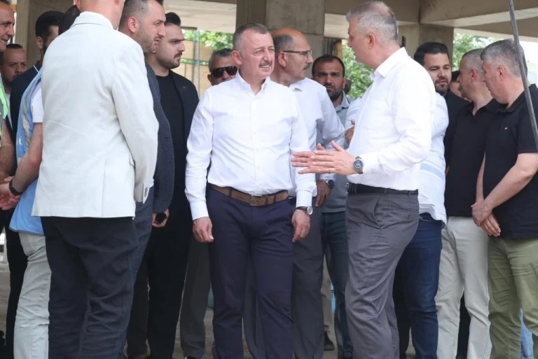 Gölcük’e FIFA standartlarında spor kompleksi geliyor