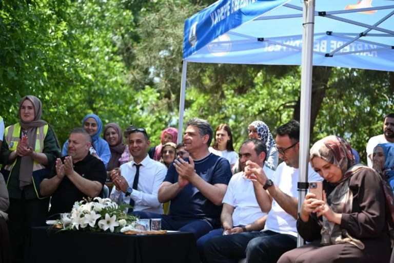 Kartepe’de Çevre Haftası’na Miniklerden Renkli Dokunuş