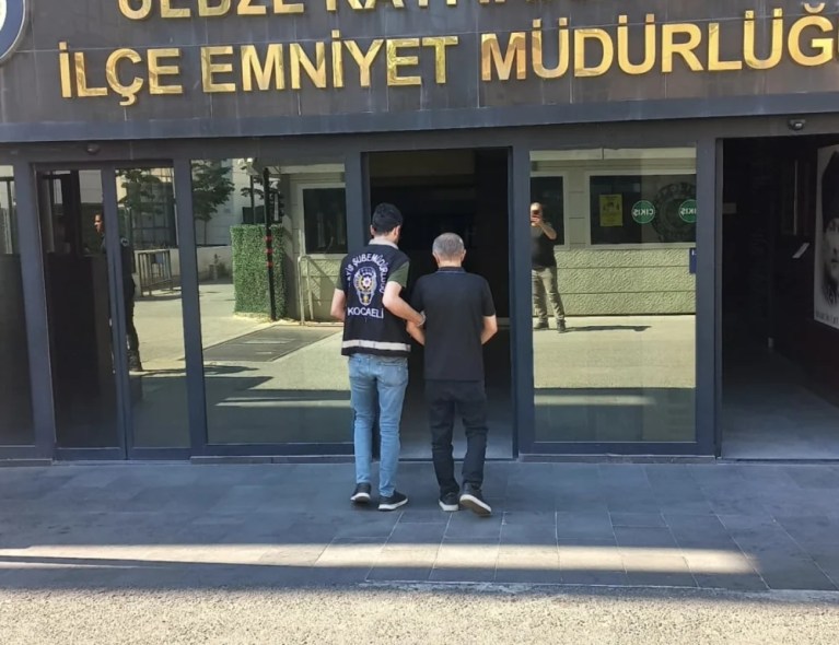 Gebze’de dolandırıcılık hükümlüsü yakalandı!